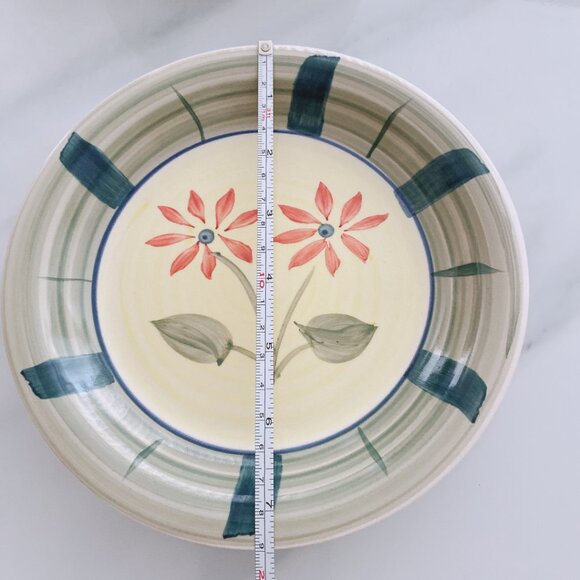 Vintage Dinnerware Set Home Discovery Dish Set Plates, Bowls, Mugs - Set of 16 - Picture 3 of 6